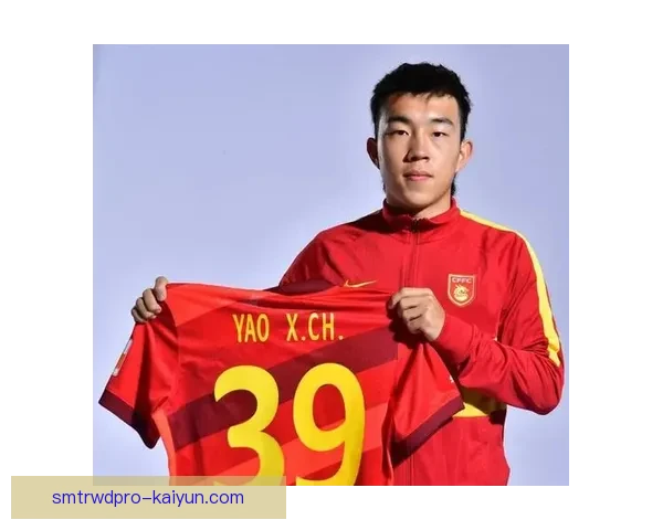 范戴克青训故事解读：展现其成长历程与职业素养的真实写照